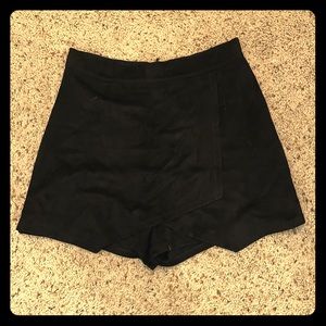 Black velvet Skort